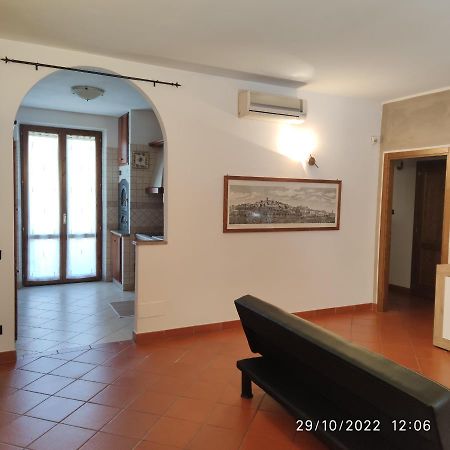M & M Pinzi Suite Apartment Montepulciano Stazione エクステリア 写真