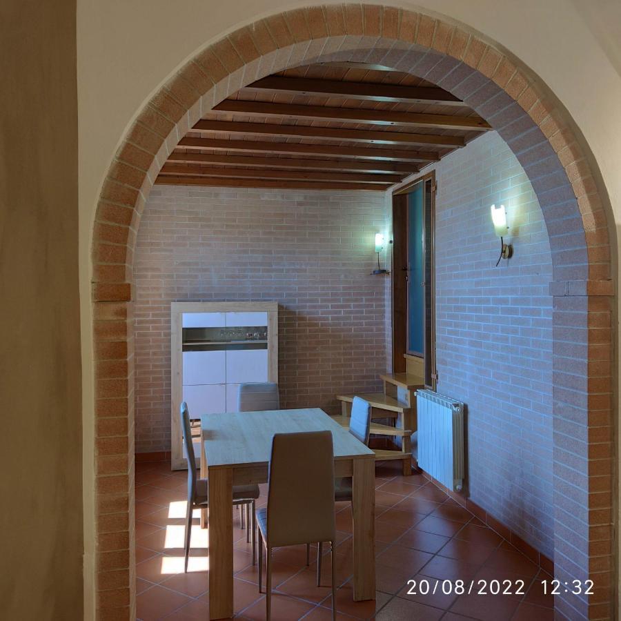 M & M Pinzi Suite Apartment Montepulciano Stazione エクステリア 写真